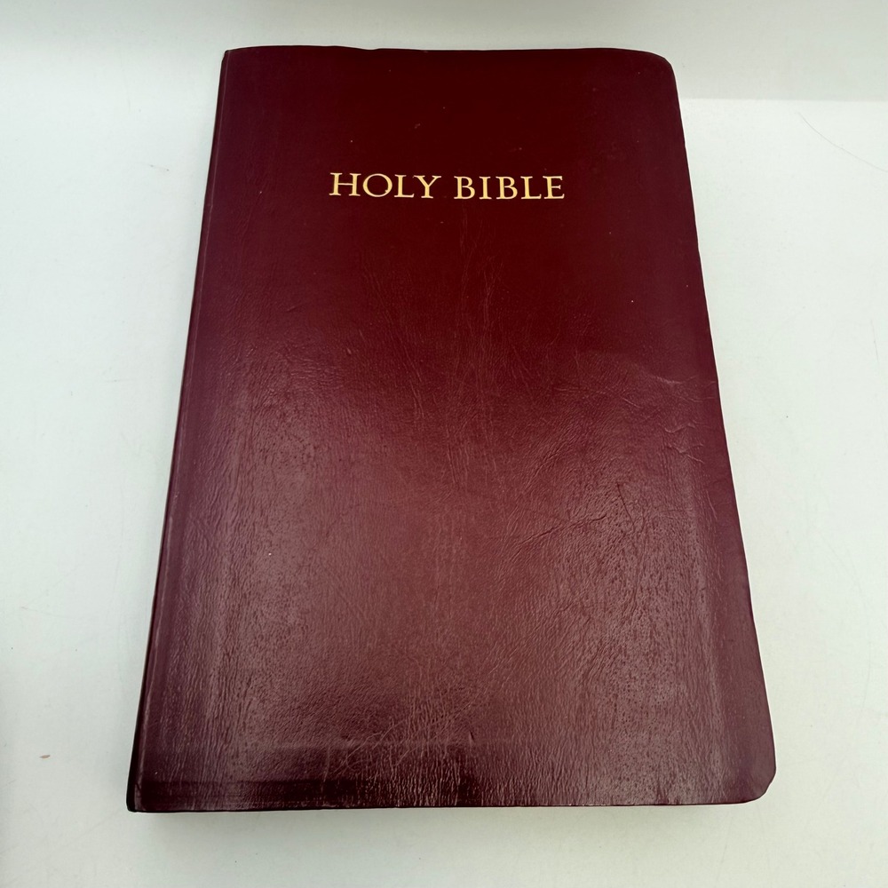 Thomas Nelson NKJV Holy Bible Giant Print Center Column Reference Burgundy 993BG